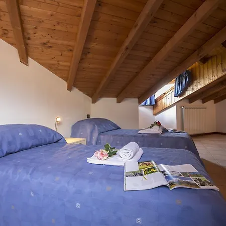Apartment Casa Margherita Luino